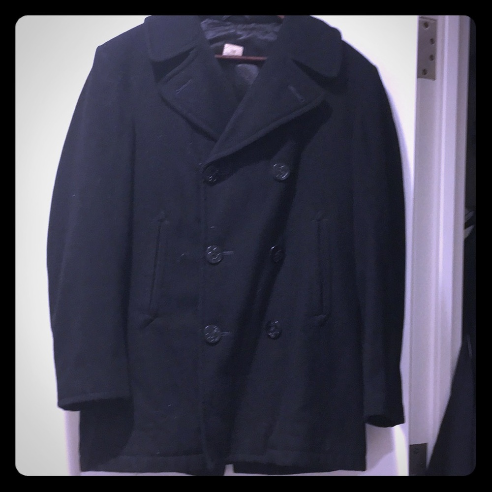 Men’s Size 38 Navy Issue Vintage Peacoat